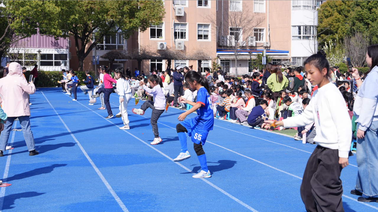 关注 | 骏马腾跃 活力飞扬——2025学年第二学期新普陀小学东校春季运动会
